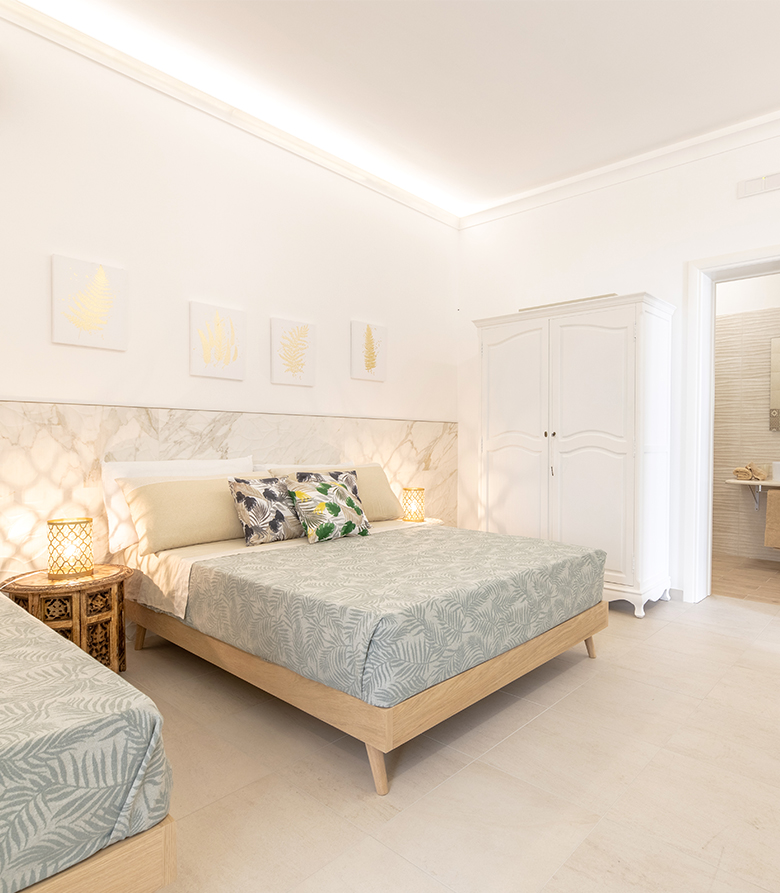 foglia-oro-camera-tripla